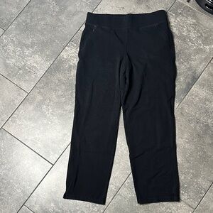 T by Talbots women’s straight-leg pull-on pants in classic black